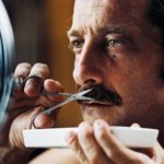 LA MOUSTACHE de Emmanuel CARRERE