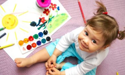 Apprendre des idées de couleurs pour que les enfants les forment