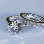 Alliance en diamant : le choix chic et classique pour dire oui