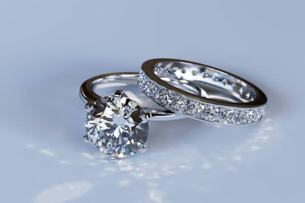 Alliance en diamant : le choix chic et classique pour dire oui
