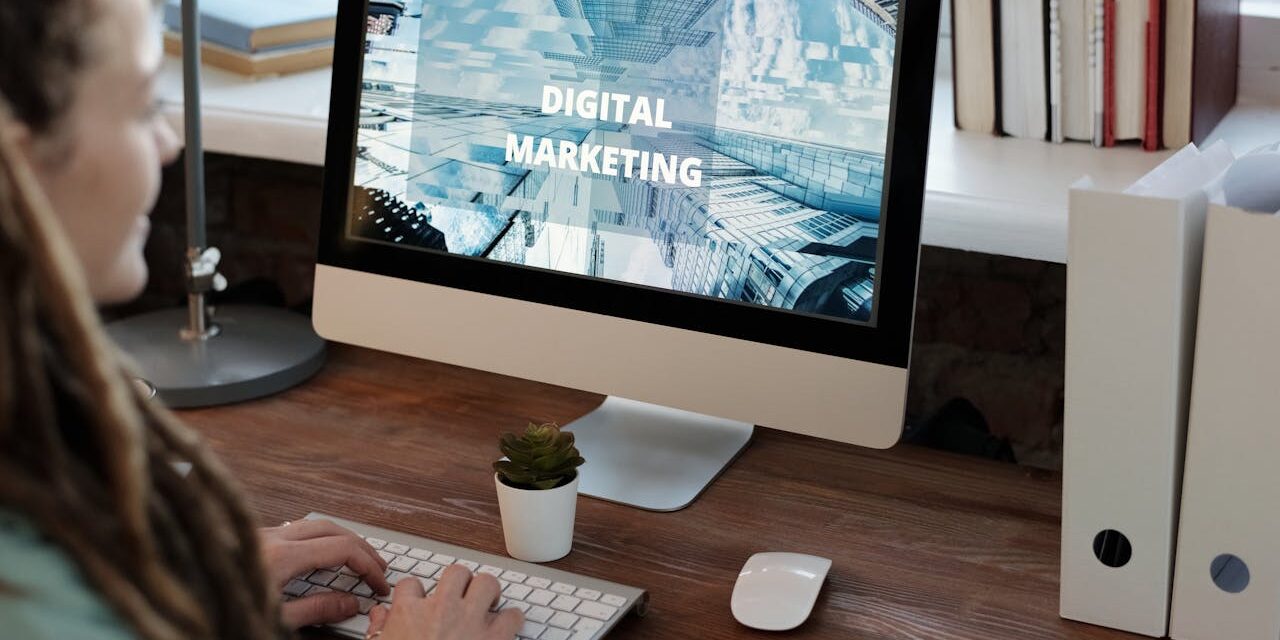 Pourquoi le marketing digital attire-t-il autant les freelances ?
