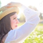 Préparer sa peau avant les vacances : 5 gestes simples pour rayonner dès le premier jour